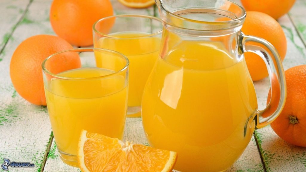 jugo-de-naranja,-jarra,-copas,-naranjas-208456